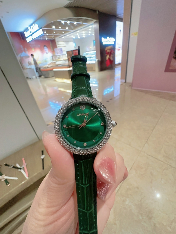 ブランド時計側面デザイン